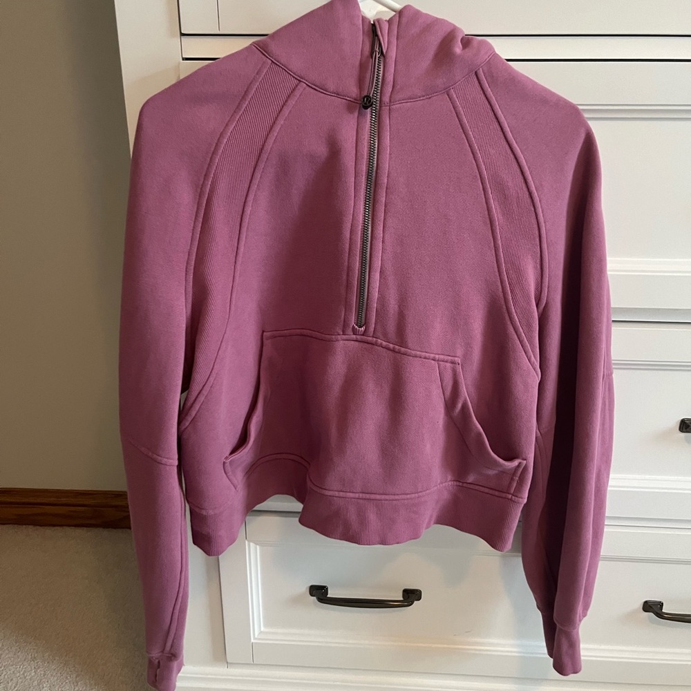 Lululemon Velvet Dust Scuba half zip XS/S Great Condition, Worn Once